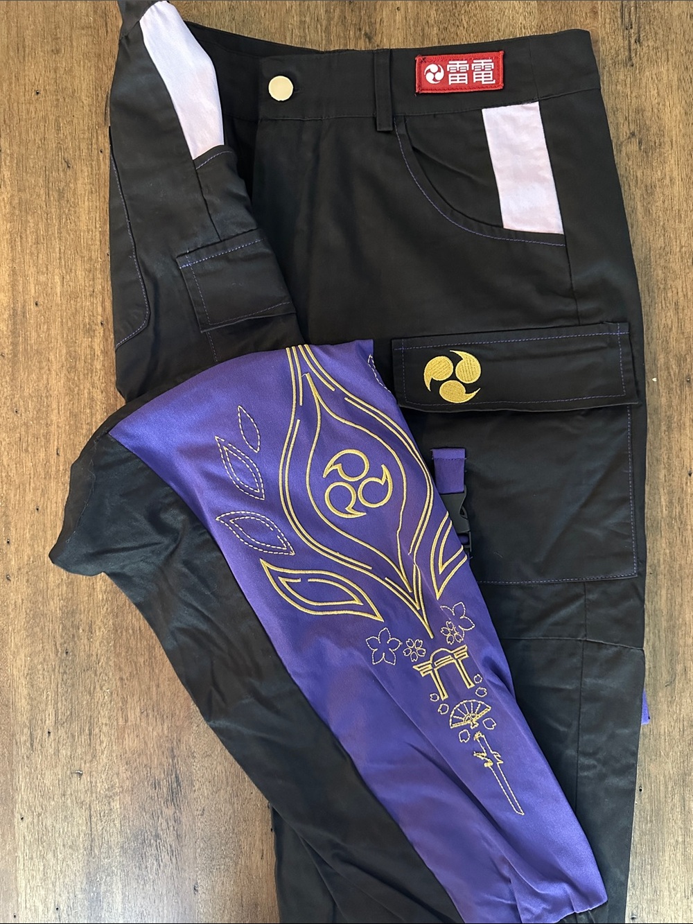 Grapedraws Raiden (Electro) Pants Size Large